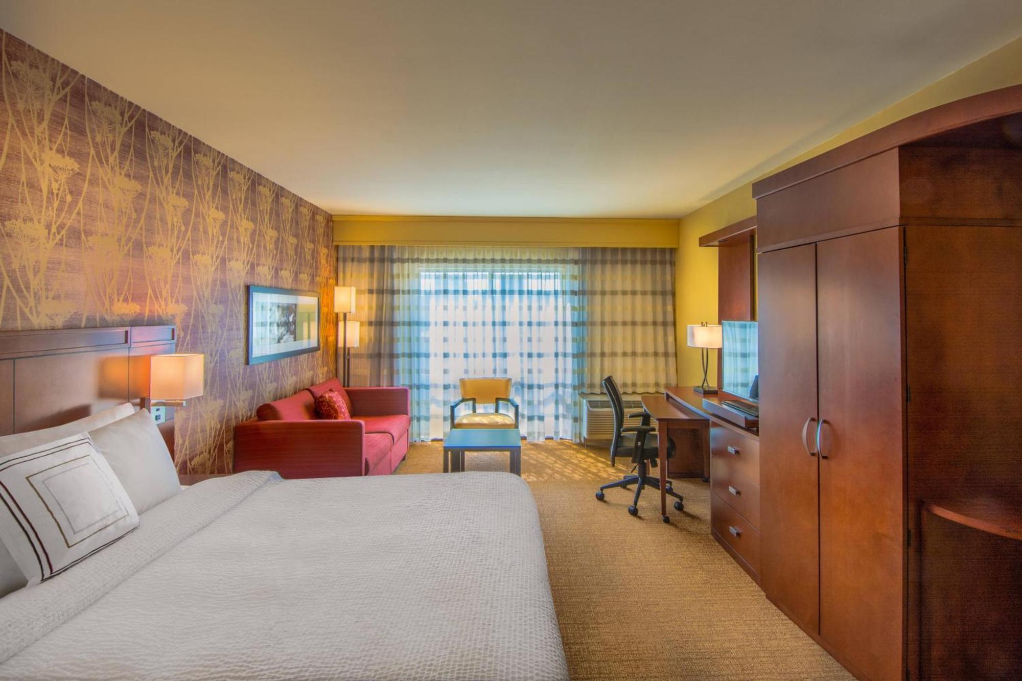 Hotel Courtyard By Marriott Charleston Downtown/Civic Center Esterno foto