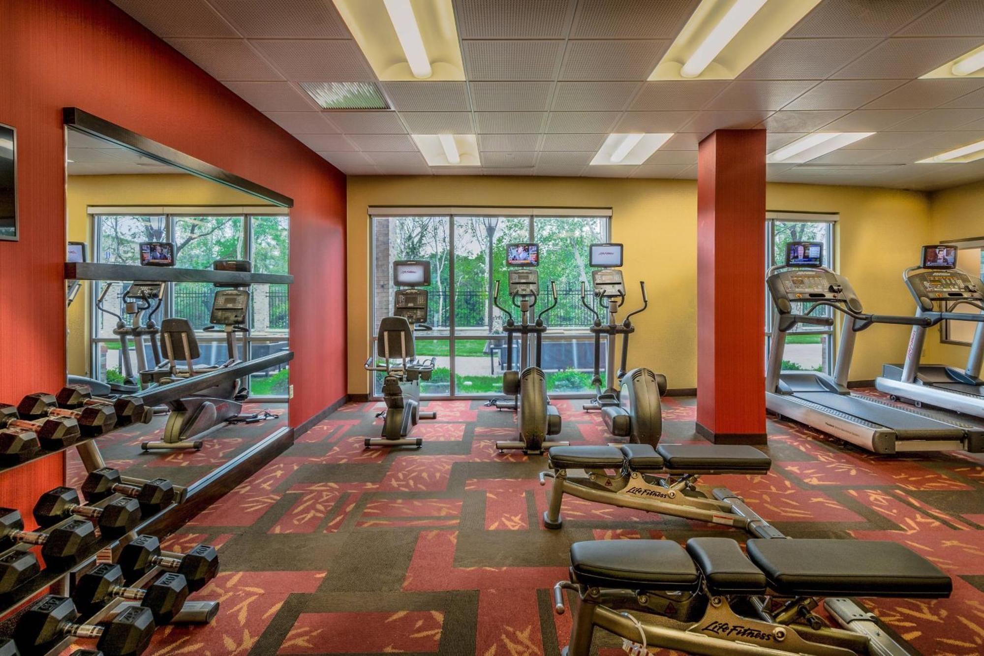Hotel Courtyard By Marriott Charleston Downtown/Civic Center Esterno foto