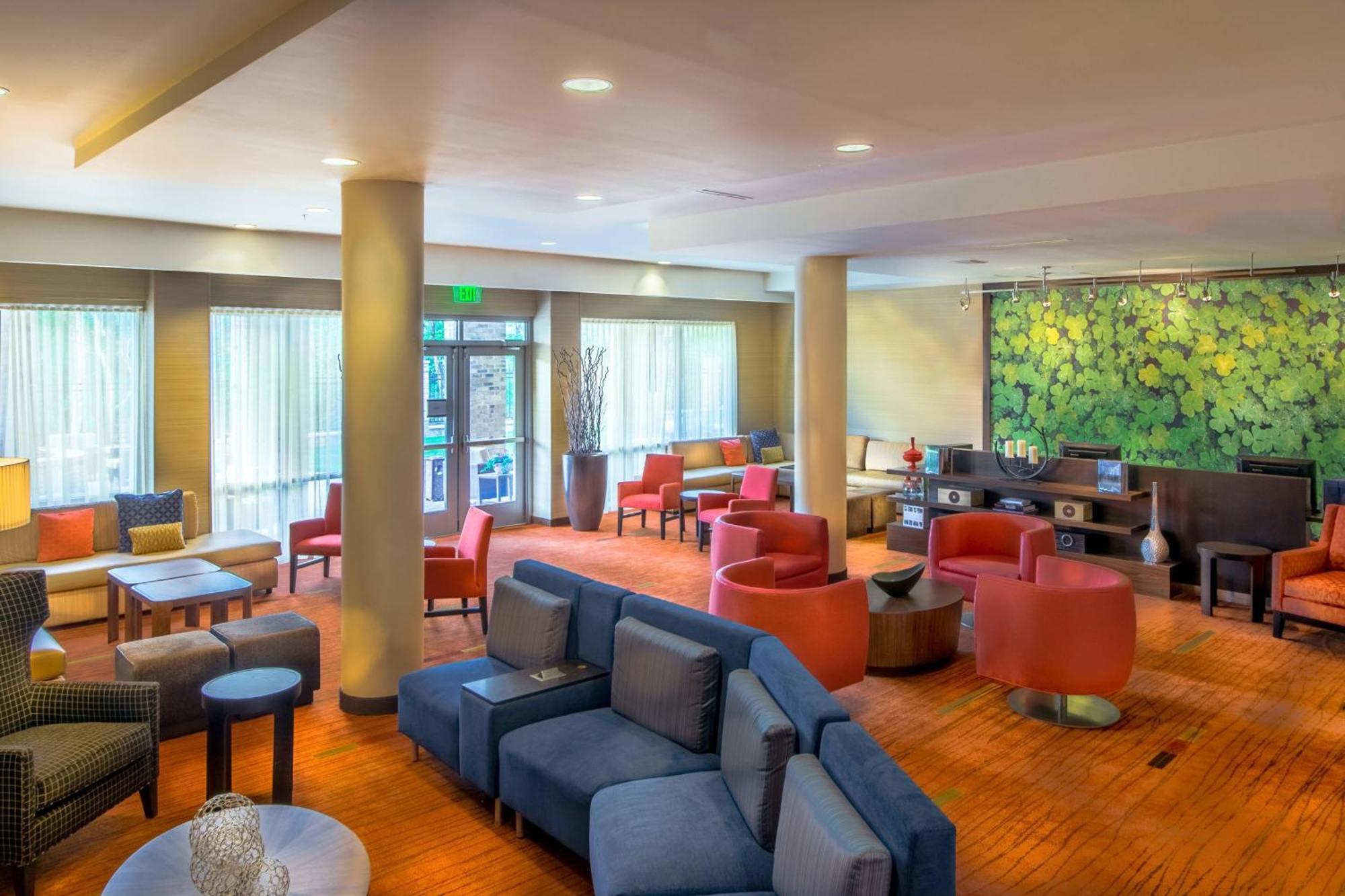 Hotel Courtyard By Marriott Charleston Downtown/Civic Center Esterno foto